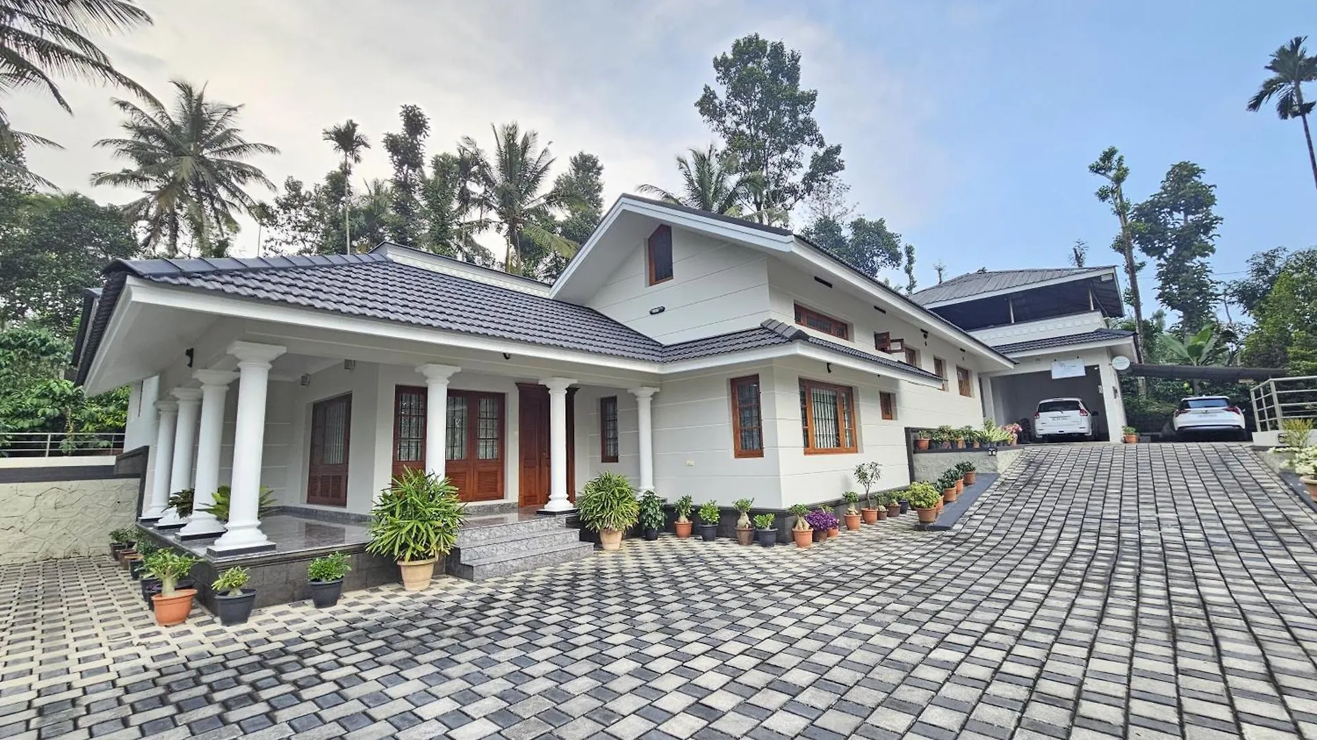 Meenangadi La-Naturo Homestay הודו